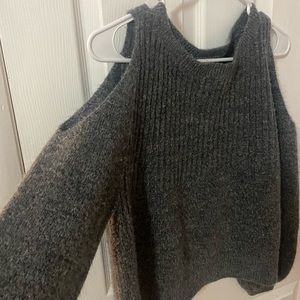 Abercrombie & Fitch cold shoulder sweater in gray